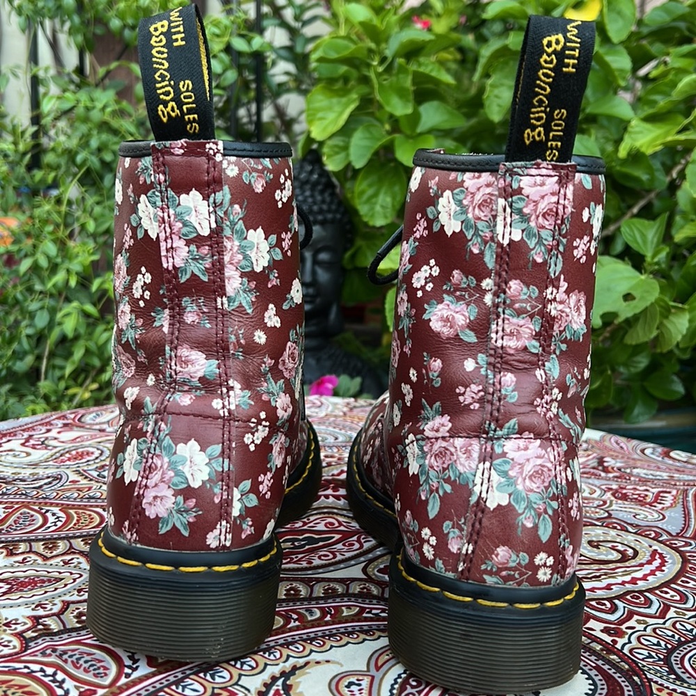 🌺🌸 Dr. Martens Burgundy Rose Floral Boots 🌸🌺 - Picture 12 of 16